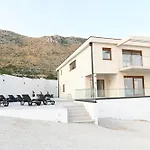 Panorama - Private Heated Pool And Jacuzzi With Ocean View Ivanica