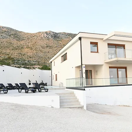 Panorama - Private Heated Pool And Jacuzzi With Ocean View Ivanica