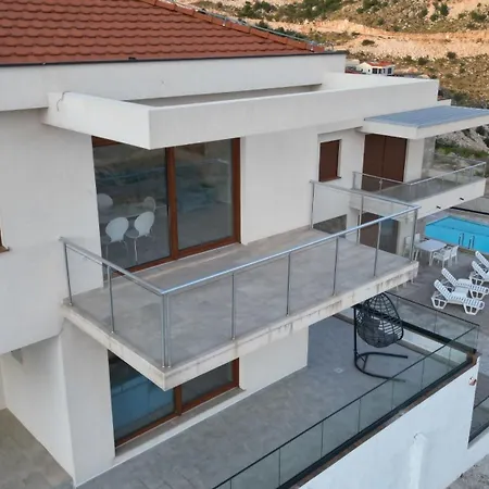 Panorama - Private Heated Pool And Jacuzzi With Ocean View * Ivanica