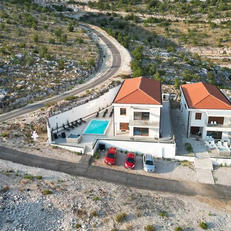Panorama - Private Heated Pool And Jacuzzi With Ocean View * Ivanica