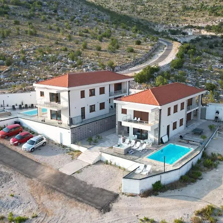 Panorama - Private Heated Pool And Jacuzzi With Ocean View