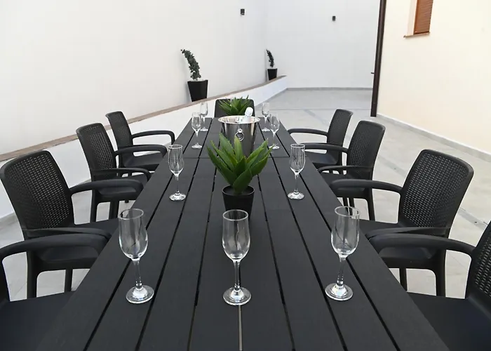 Panorama - Private Heated Pool And Jacuzzi With Ocean View Ivanica